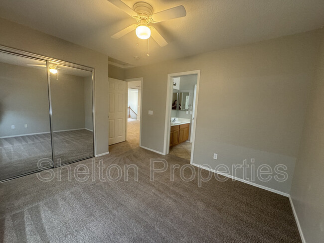 Building Photo - 23769 W La Canada Blvd