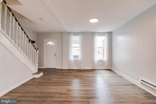 Building Photo - Newly Renovated Three-Bedroom House In Bal...