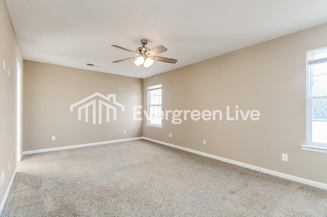 Building Photo - 236 Stagone Ln