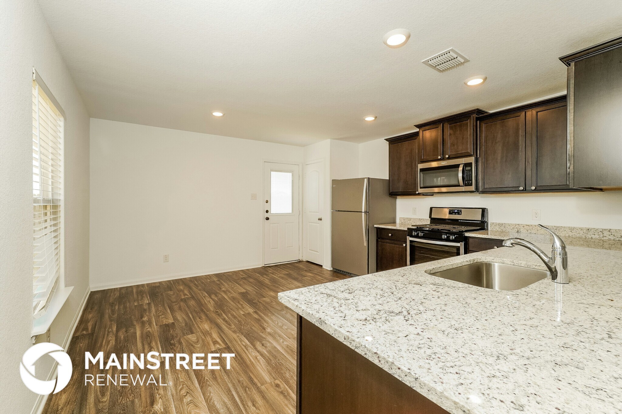 Building Photo - 4171 River Legacy