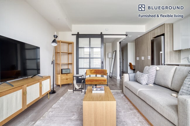 Building Photo - 2009 8th St NW