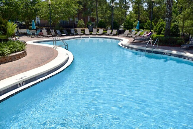 Building Photo - Resort Style Living @ Barrington Park Sublet from 2/1/26-6/30/26