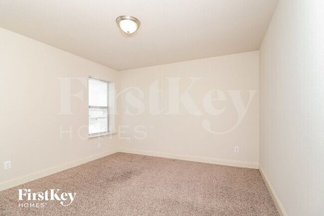 Building Photo - 1227 Jewel Ln