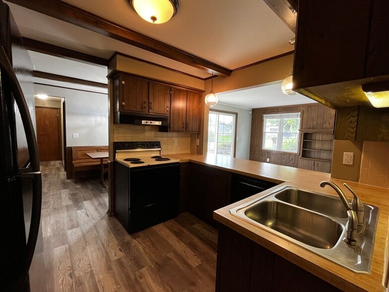 Building Photo - 3315 Walden Run