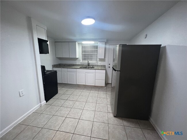 Building Photo - 1009 Hackberry St