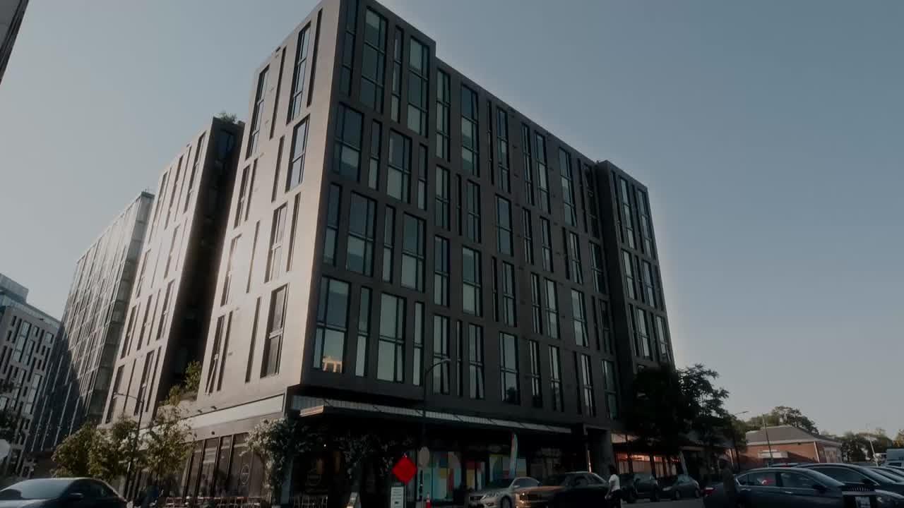 Building Photo - 1320 4th St NE