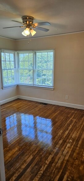 Building Photo - 1321 32nd Street Ensley