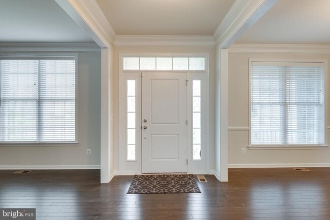 Building Photo - 41256 Lenah Point Dr