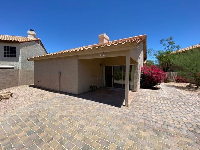 Building Photo - Scottsdale 3 bedroom 2 bath single level home