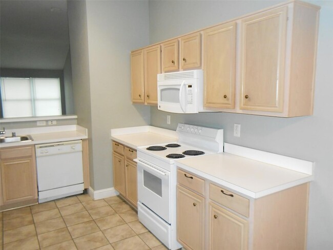 Building Photo - 829 Beaver Creek Dr