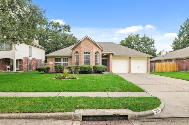 Building Photo - 3651 Woodlace Dr