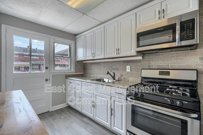 Building Photo - 2230 Coralthorn Rd