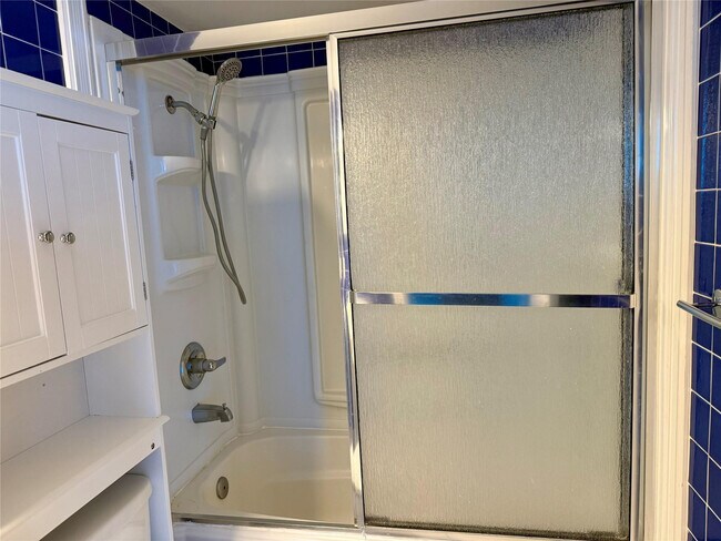 Building Photo - 101 Briny Ave