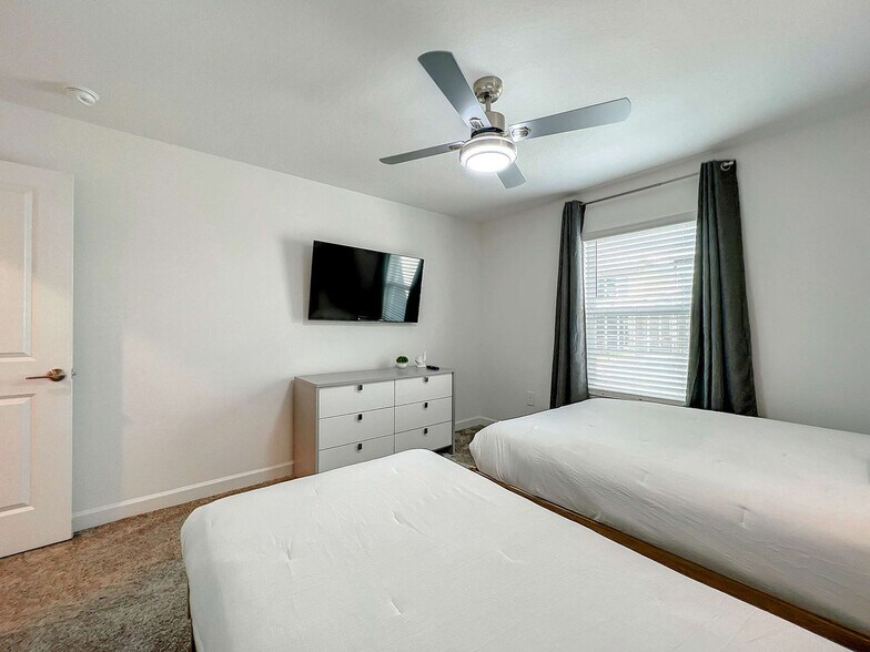 Building Photo - 1108 Kingsbarn St