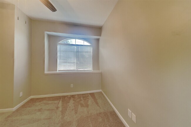 Building Photo - 14519 Sandalfoot St
