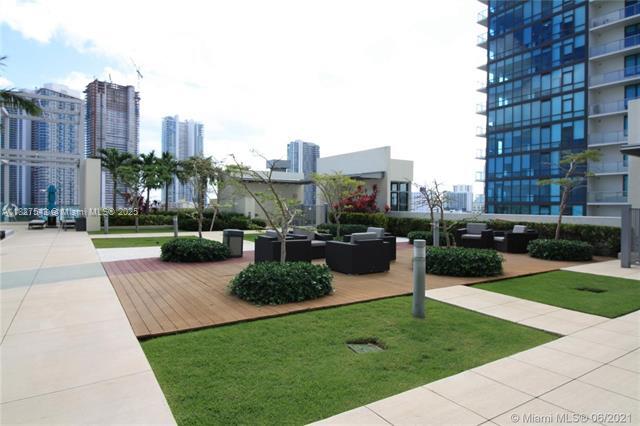 Building Photo - 3301 NE 1st Ave