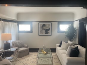 Building Photo - 1000 W 22nd St