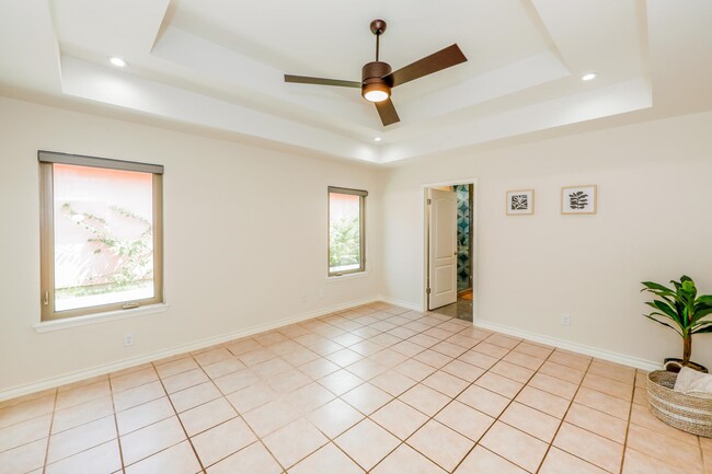 Building Photo - 303 Cinnamon Teal Loop