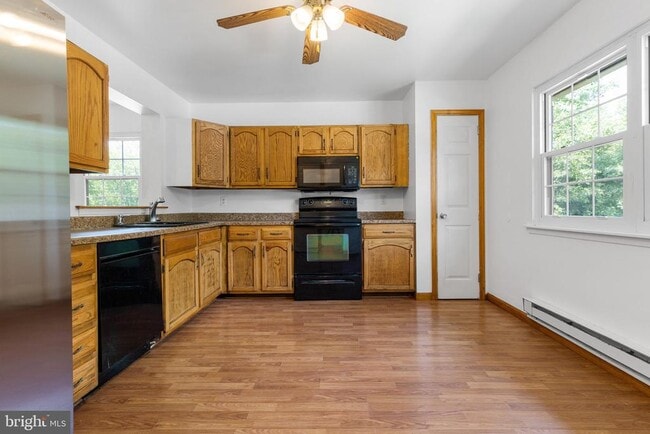 Building Photo - 172 Stirling Ct