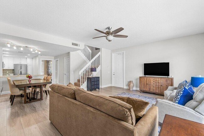 Building Photo - 4506 Illicium Dr