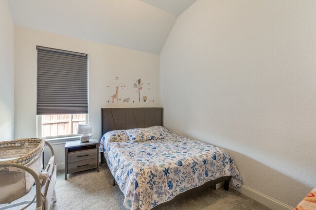 Building Photo - 24502 Emilia Way