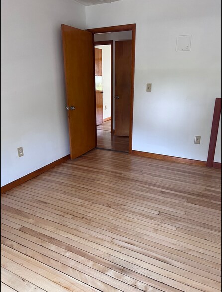 Building Photo - 5 Audet St