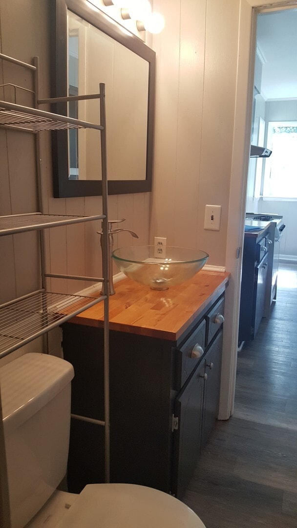 Building Photo - C - Williams Place