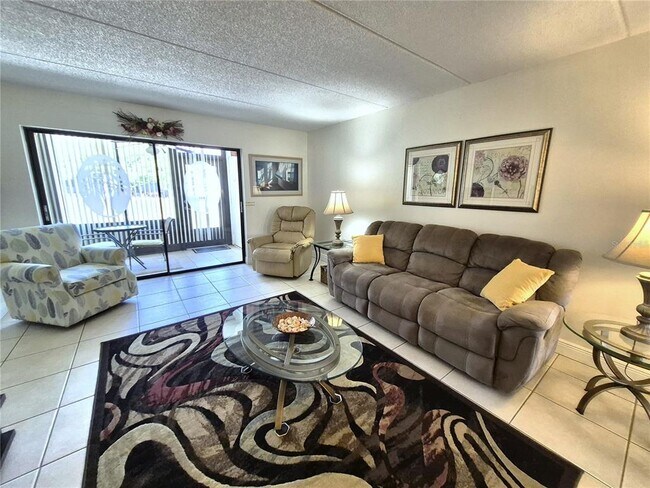 Building Photo - 107 Windward Pl