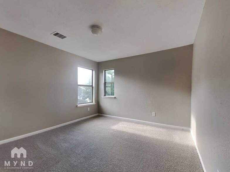 Building Photo - 8014 Arrington Forest Ln