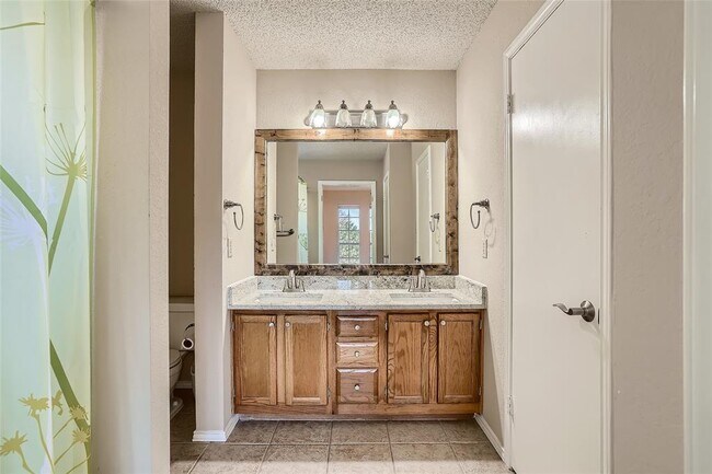 Building Photo - 7023 Riverton Dr