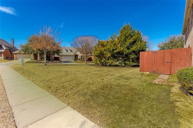 Building Photo - 5928 Round Up Ln