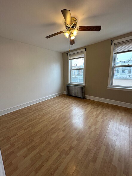 Building Photo - 3185 Tulip St