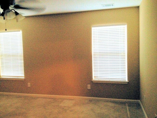 Building Photo - Freshly repainted, Cul-de-sac home close to Ft. Gordon Gate 6