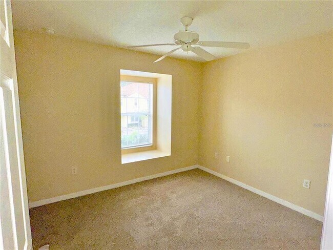 Building Photo - 5465 Paradise Cay Cir