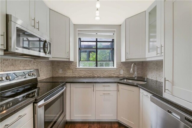 Building Photo - 1741 Spyglass Dr