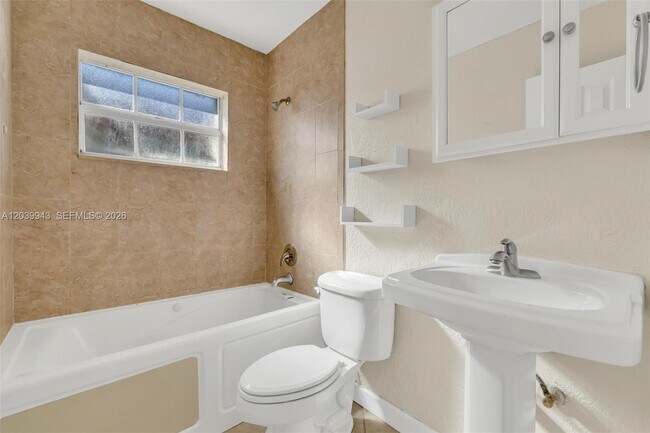 Building Photo - 15311 SW 52nd Terrace