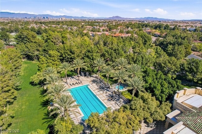 Building Photo - 11 Grand Masters Dr