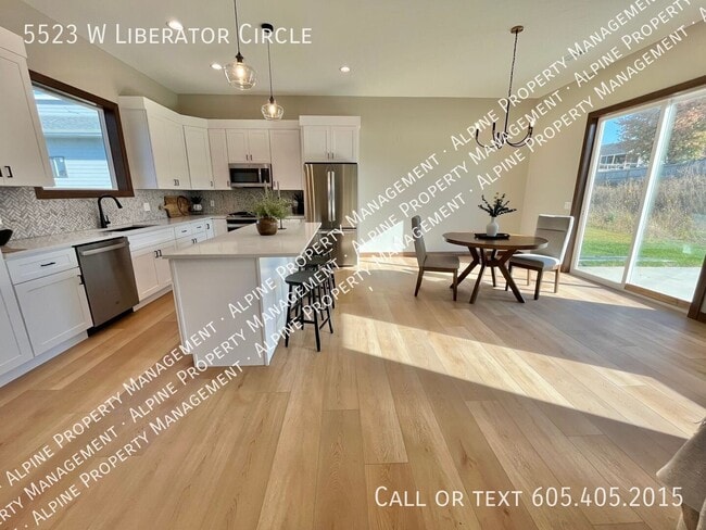 Building Photo - 5523 W Liberator Cir