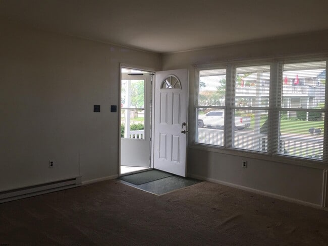 Building Photo - 4632 Schooner Rd