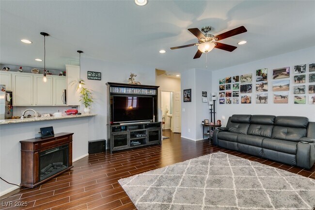 Building Photo - 7859 Shoreline Ridge Ct