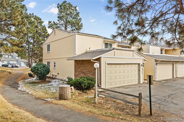 Building Photo - 2754 S Kenton Ct