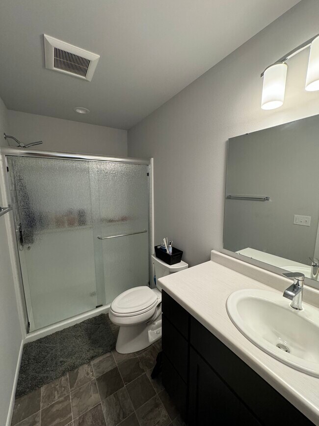 Primary Bathroom - 2519 Spark St