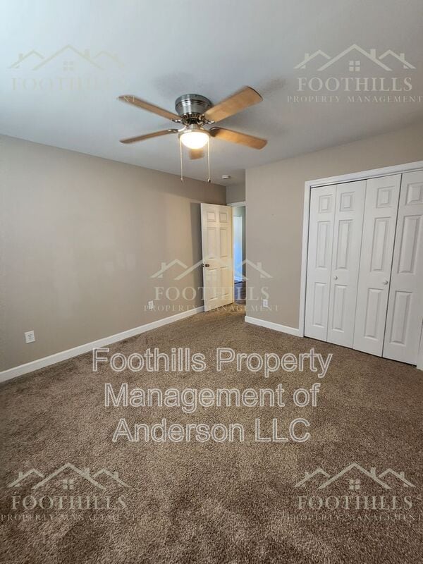 Building Photo - 613 N Pointe Creek