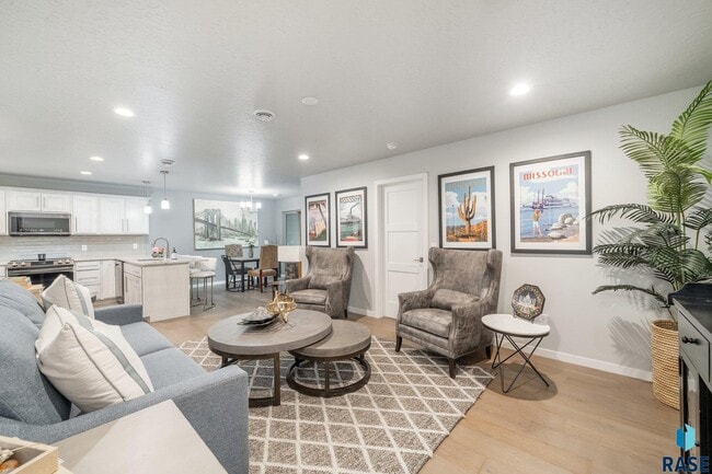 Building Photo - 7563 S Grand Arbor Pl