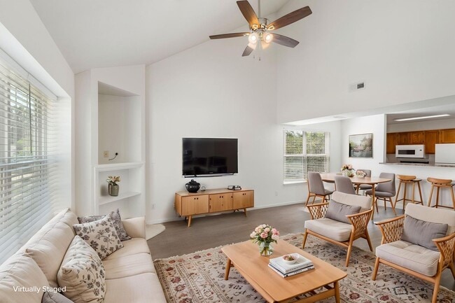 Building Photo - 5001-5003-5003 Betty Jean Way