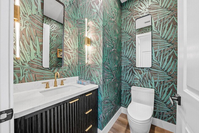 Building Photo - 4310 Buttonwood Dr