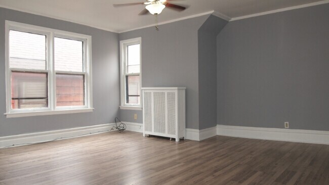 Building Photo - 9812 S Avenue H