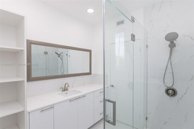 Building Photo - 1690 Daytonia Rd