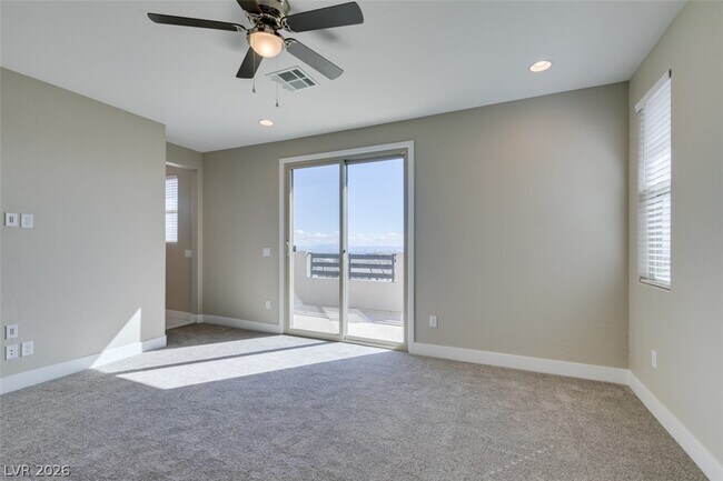 Building Photo - 11803 River Hawk Ave