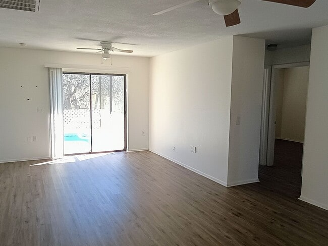 Building Photo - 3 bedroom 2 bathroom Pool House price redu...